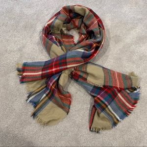 🔴➡️ 4/$10!!!!!⬅️🔴 
Large plaid blanket scarf